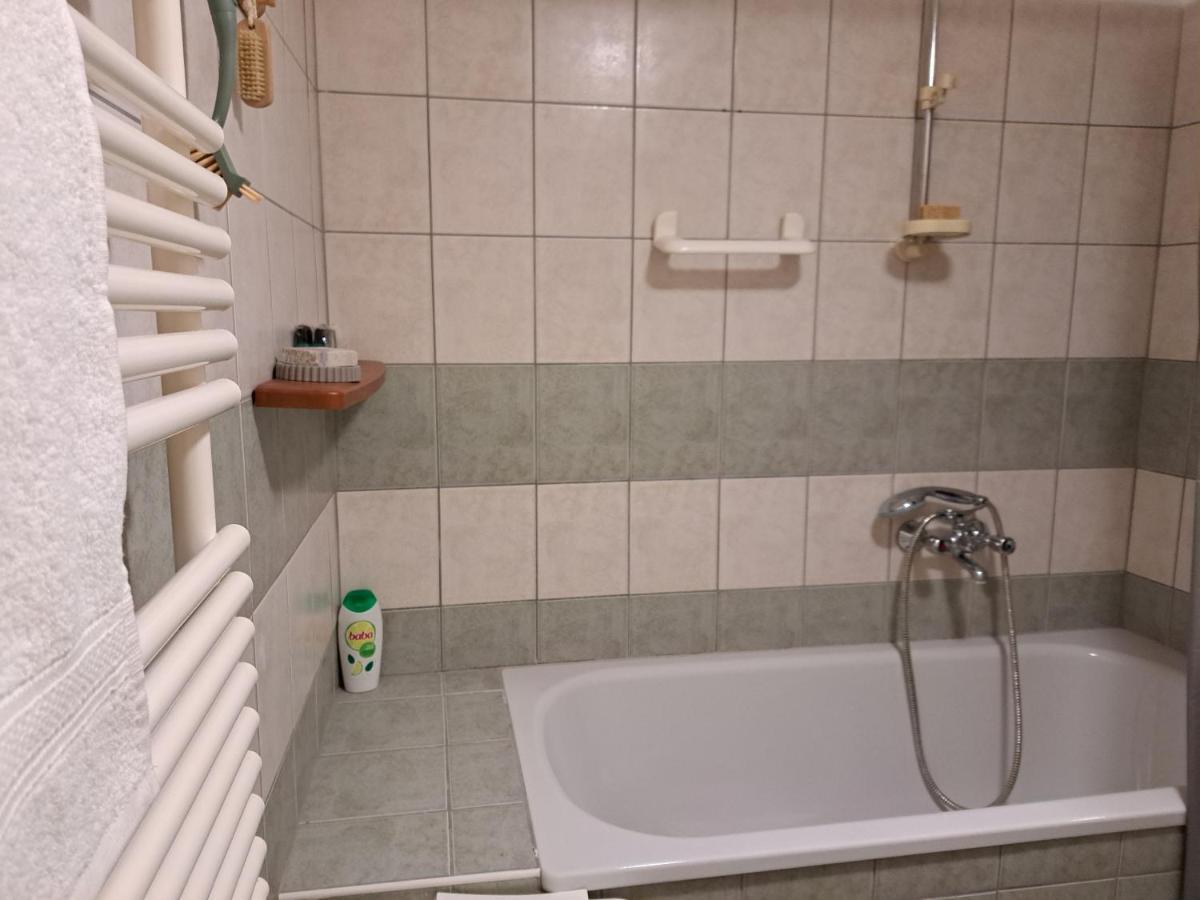 Rozsa Apartman Keszthely Extérieur photo