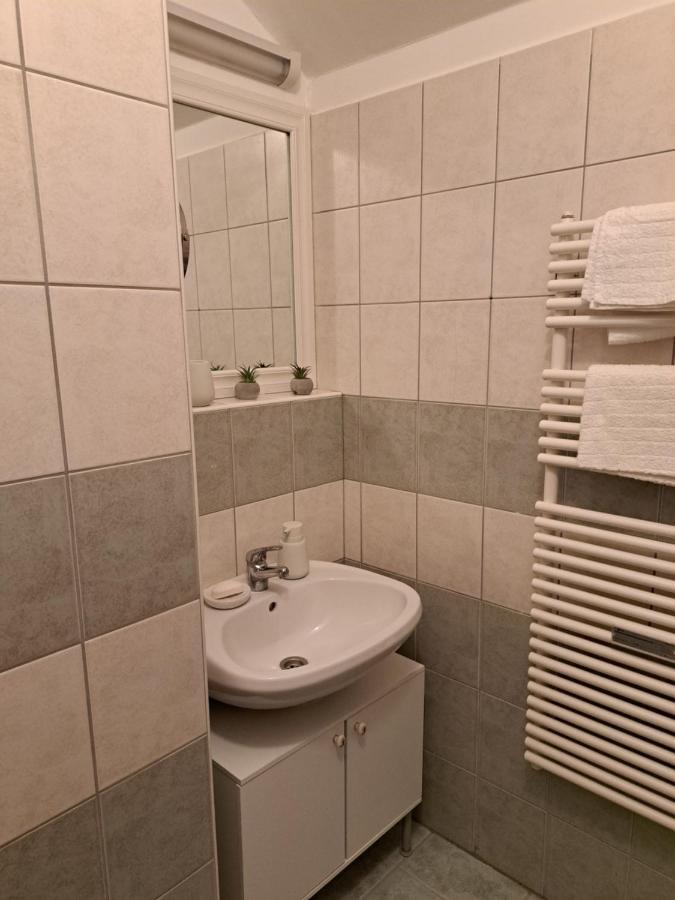Rozsa Apartman Keszthely Extérieur photo